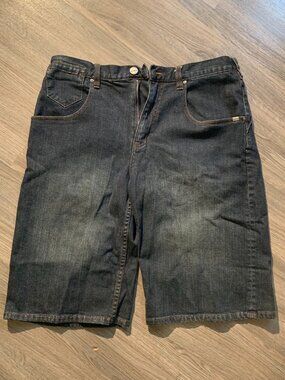 CIRCA Jean Shorts, NEW!, Dark distressed look denim. Relaxed Fit, Men's 32